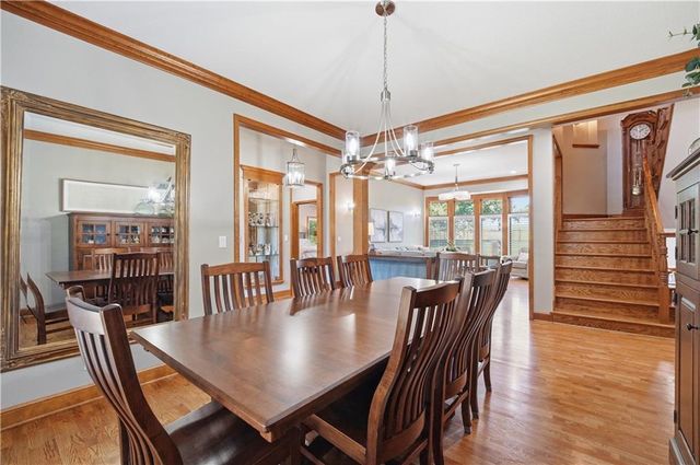 579 N Winnebago Drive, Lake Winnebago, MO 64034