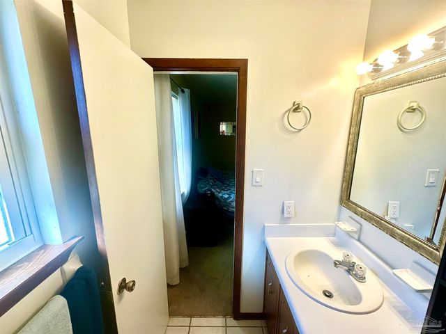 5057 Babb Ln, Pace, FL 32571