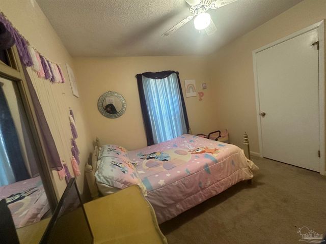 5057 Babb Ln, Pace, FL 32571