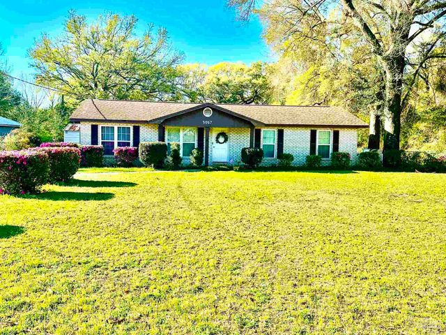 5057 Babb Ln, Pace, FL 32571