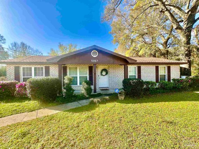 5057 Babb Ln, Pace, FL 32571