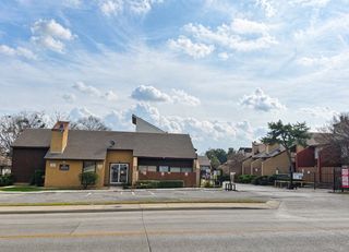 7152 Fair Oaks Avenue 2087, Dallas, TX 75231