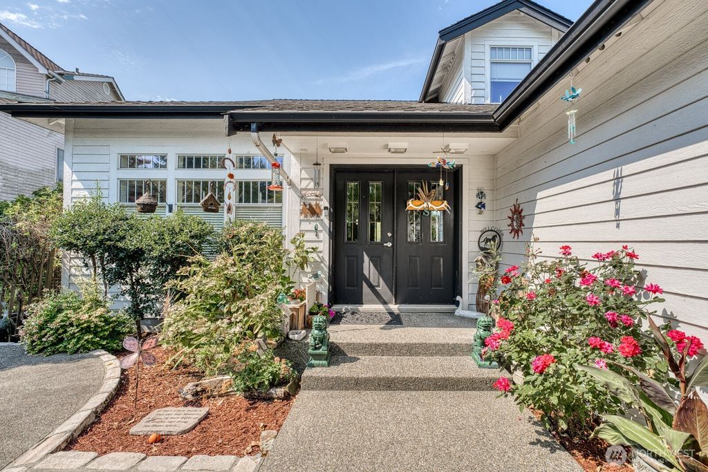 1308 11th Street Pl SW, Puyallup, WA 98371