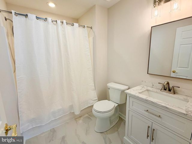 1663 VILLAGE AVE, Garnet Valley, PA 19060
