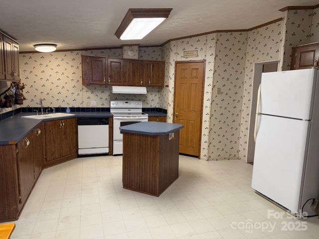 7159 Rev Melvin Adams Drive, Kershaw, SC 29067