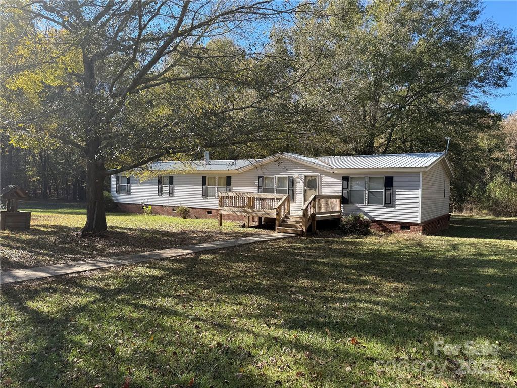 7159 Rev Melvin Adams Drive, Kershaw, SC 29067