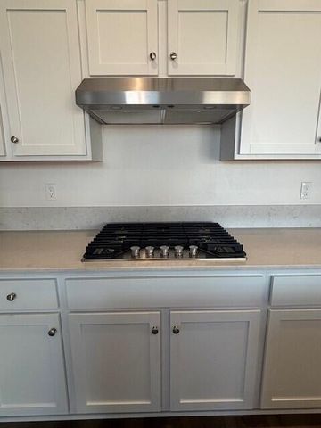 3118 Scoon Place, Tulare, CA 93274