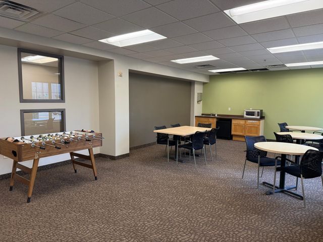 2900 University Ave SouthEast 402, Minneapolis, MN 55414