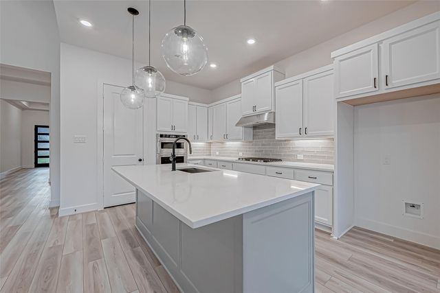 26914 Arethusa Court, The Woodlands, TX 77389