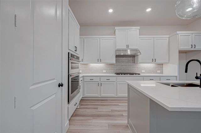 26914 Arethusa Court, The Woodlands, TX 77389