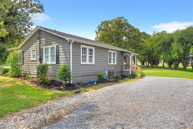 702 Williams Street, Williamston, SC 29697