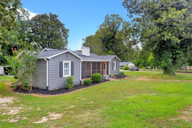 702 Williams Street, Williamston, SC 29697