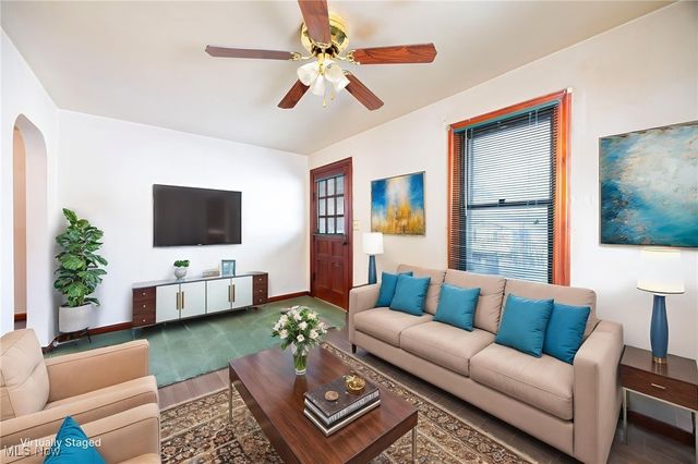 332 Lincoln Avenue, Barberton, OH 44203