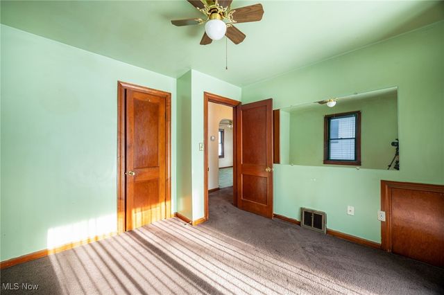 332 Lincoln Avenue, Barberton, OH 44203