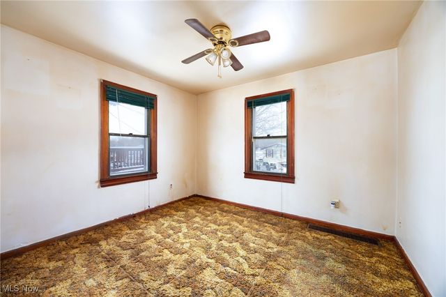 332 Lincoln Avenue, Barberton, OH 44203