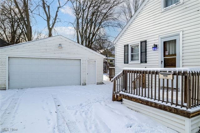 332 Lincoln Avenue, Barberton, OH 44203