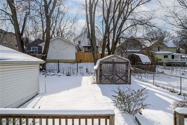 332 Lincoln Avenue, Barberton, OH 44203