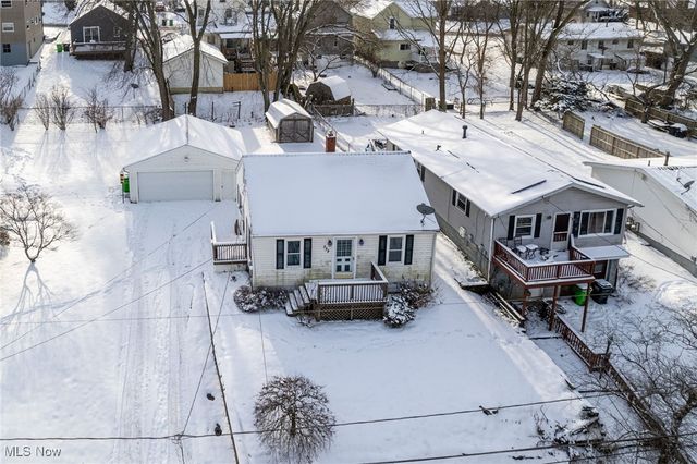 332 Lincoln Avenue, Barberton, OH 44203