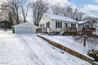 332 Lincoln Avenue, Barberton, OH 44203