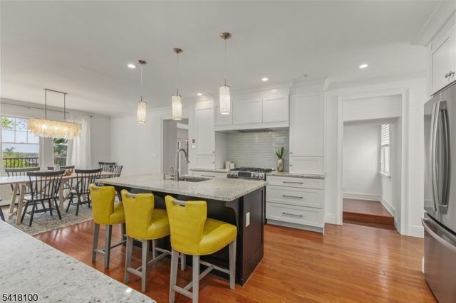 372 Wyoming Ave, Millburn Twp., NJ 07041