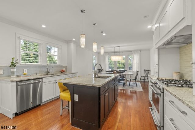 372 Wyoming Ave, Millburn Twp., NJ 07041