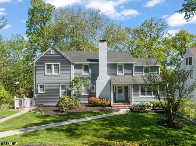 372 Wyoming Ave, Millburn Twp., NJ 07041