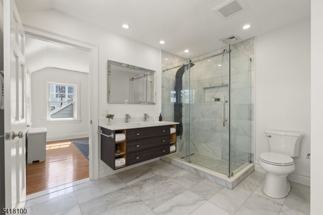 372 Wyoming Ave, Millburn Twp., NJ 07041
