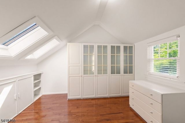 372 Wyoming Ave, Millburn Twp., NJ 07041