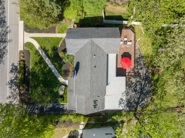 372 Wyoming Ave, Millburn Twp., NJ 07041