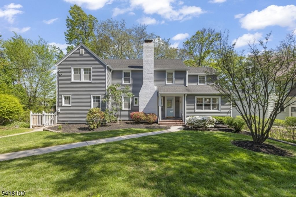 372 Wyoming Ave, Millburn Twp., NJ 07041