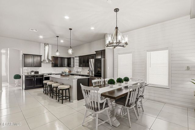 1154 Sylvia Aguilar Street, Horizon City, TX 79928