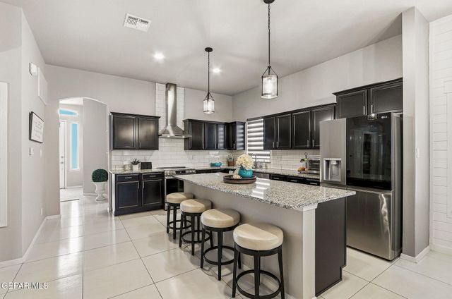 1154 Sylvia Aguilar Street, Horizon City, TX 79928