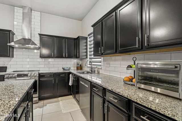 1154 Sylvia Aguilar Street, Horizon City, TX 79928