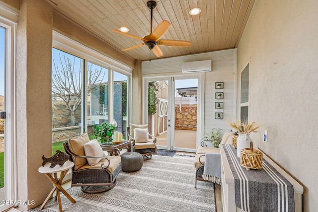 1154 Sylvia Aguilar Street, Horizon City, TX 79928