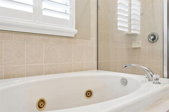 3033 GEM LUSTER COURT, Valrico, FL 33594