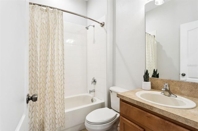 3033 GEM LUSTER COURT, Valrico, FL 33594