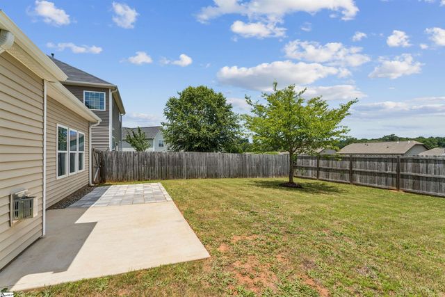 139 Eventine Way, Boiling Springs, SC 29316