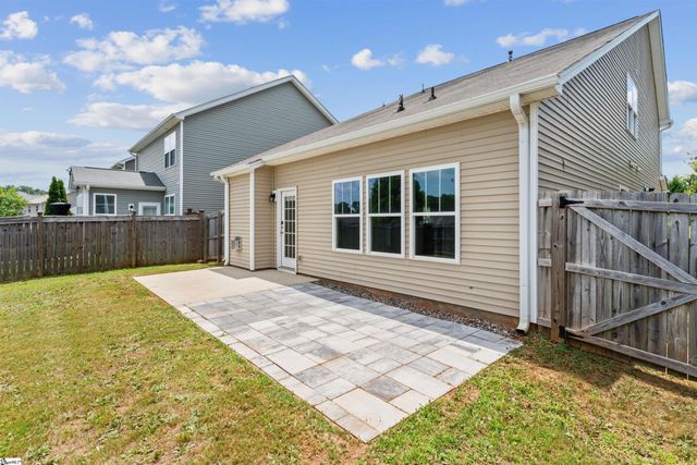 139 Eventine Way, Boiling Springs, SC 29316