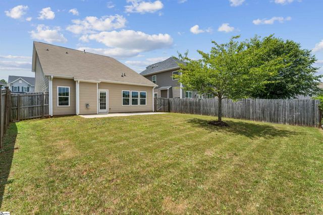 139 Eventine Way, Boiling Springs, SC 29316