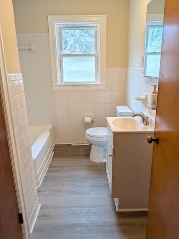 280 Burke Road, Lexington, KY 40511