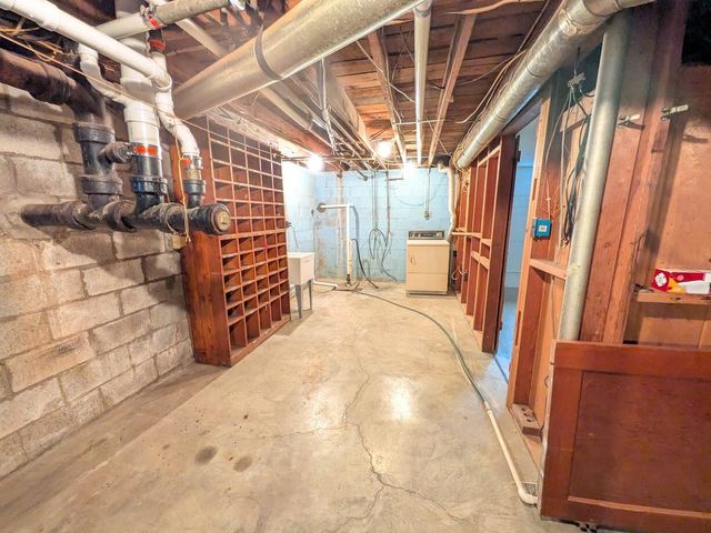 280 Burke Road, Lexington, KY 40511