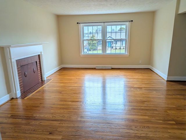 280 Burke Road, Lexington, KY 40511