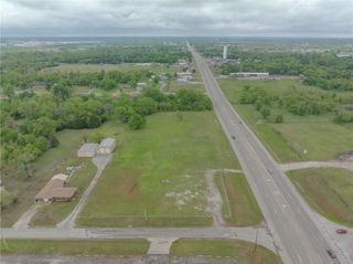 18001 NE 23rd Street, Harrah, OK 73045