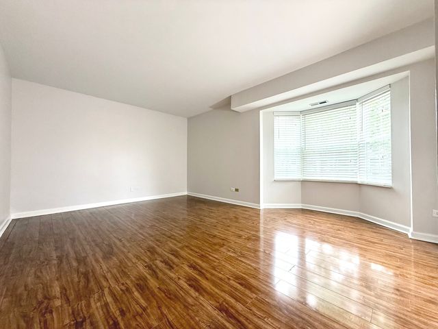 1757 Eastwood Court 4, Schaumburg, IL 60195