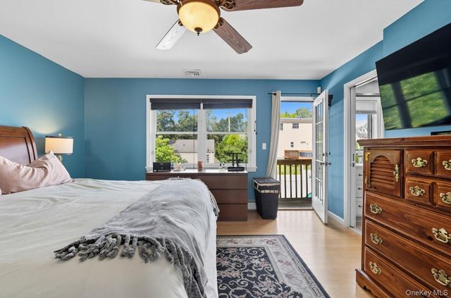 12 Crestview Drive, White Plains, NY 10604