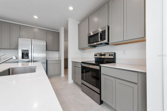 573 BELL PRAIRIE CIRCLE, Lake Wales, FL 33859