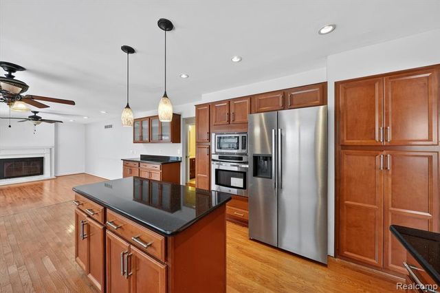 7065 Epping Drive, Canton, MI 48187