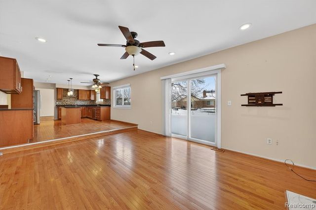 7065 Epping Drive, Canton, MI 48187