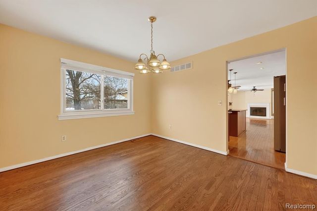 7065 Epping Drive, Canton, MI 48187