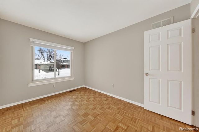 7065 Epping Drive, Canton, MI 48187